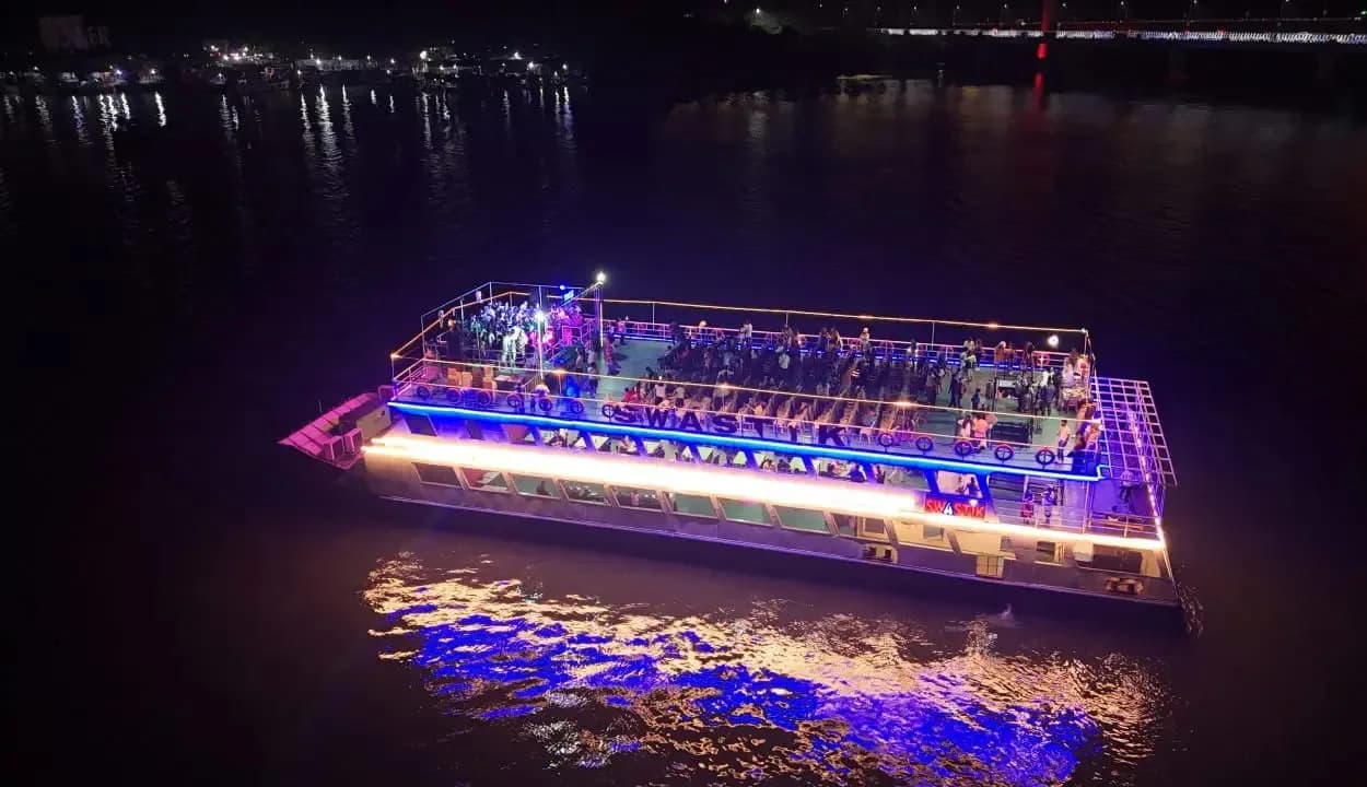 Coral Queen Dinner Cruise