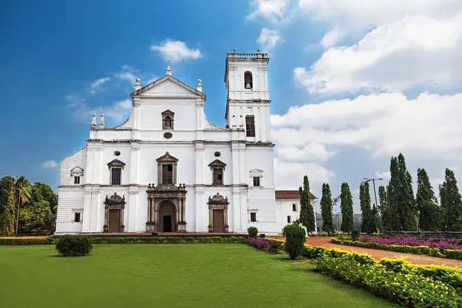 Panjim Church Square