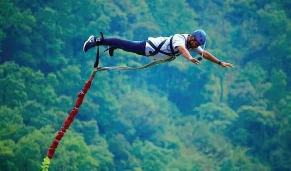 Latambarcem Bungee Jumping