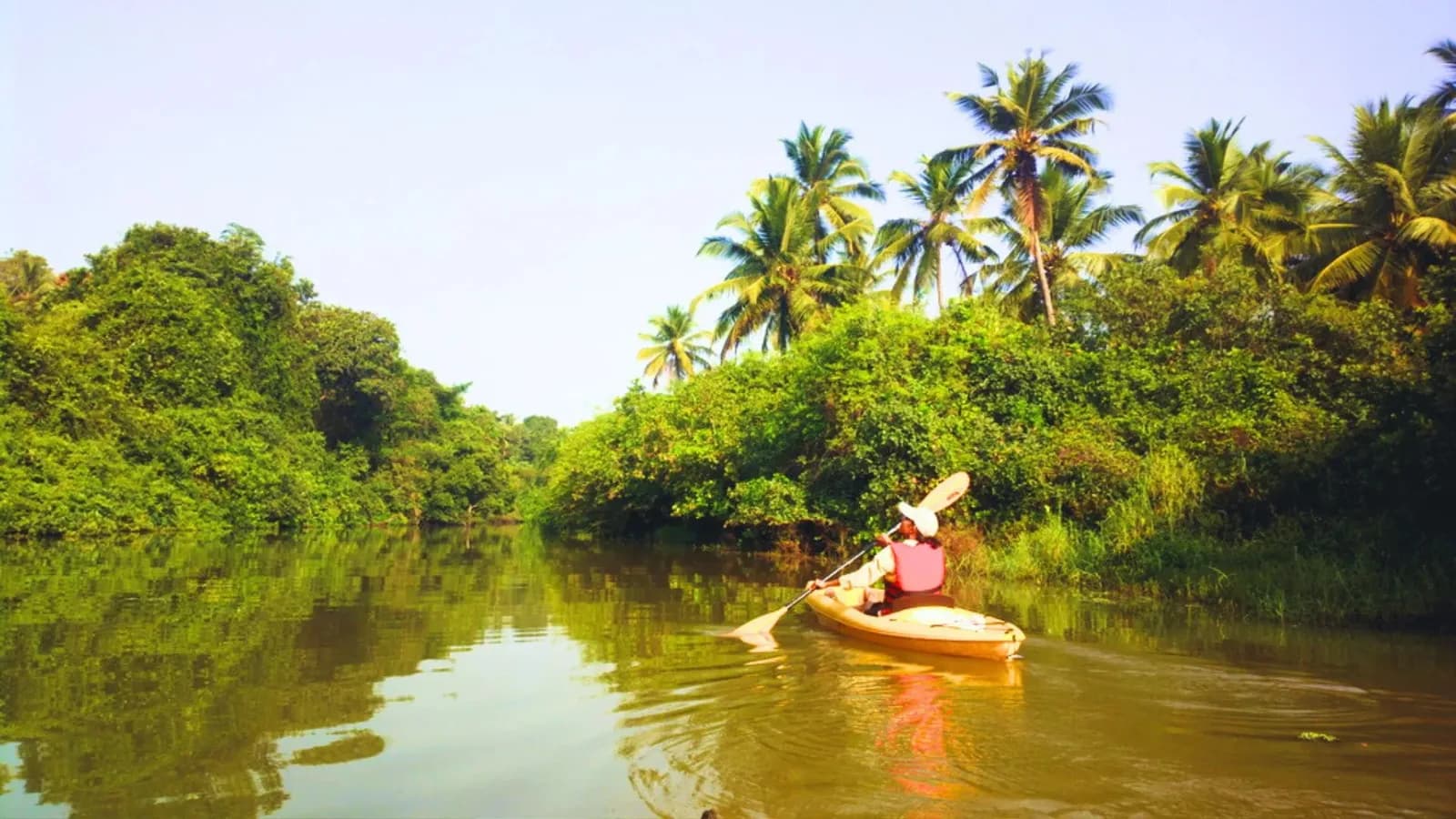 Colva Kayaking