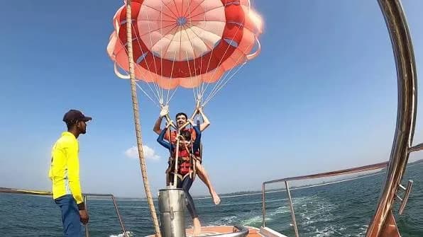 Calangute Parasailing